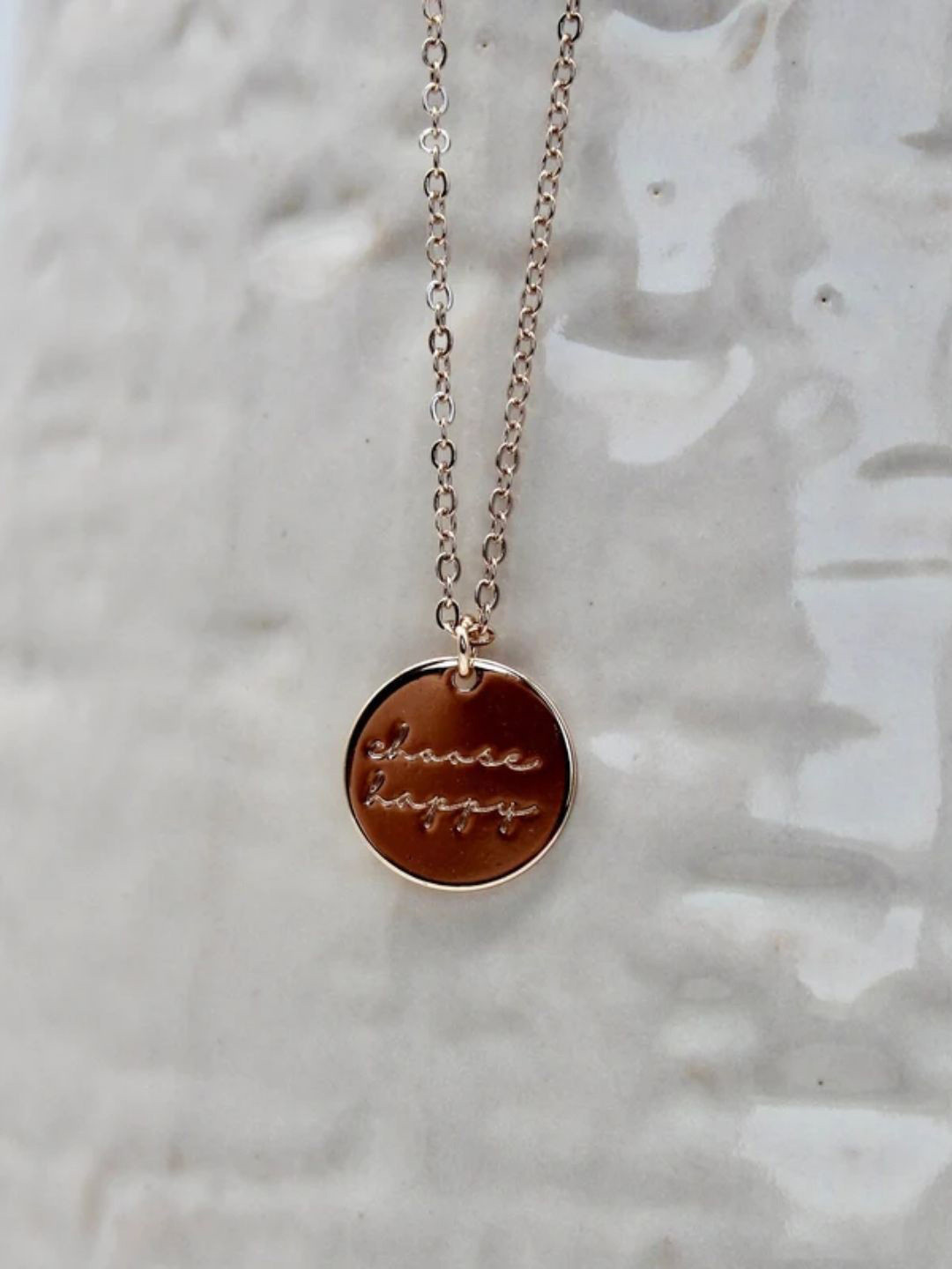 FAB COUTURE Choose Happy Gold-Plated Circular Pendant