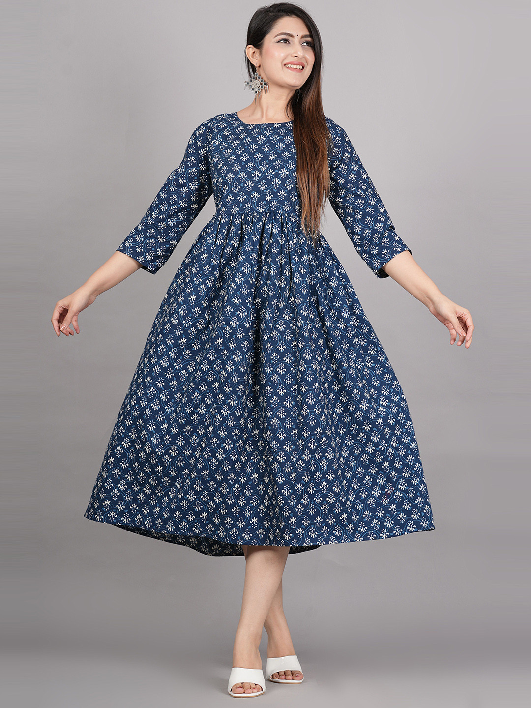 TEESHA Women Abstract Printed Round Neck Maternity Cotton Fit And Flare Midi Ethnic Dress