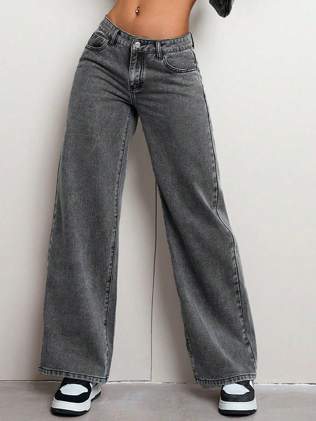 Crazeis Glossia Women Comfort Relaxed Fit High-Rise Light Fade Acid Wash Stretchable Jeans