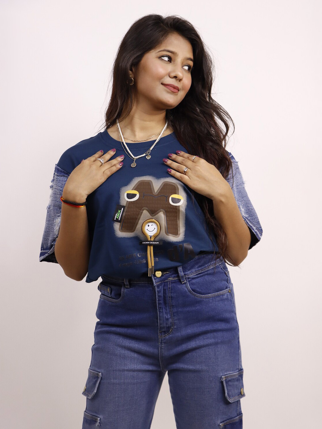 MODFUSE Baggy T-Shirt with Cartoon Patch & Denim Sleeves