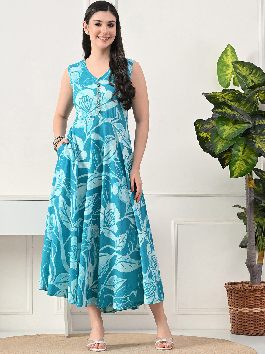DECKEDUP River Day Women Floral Print Sleeveless Fit & Flare Maxi Dress