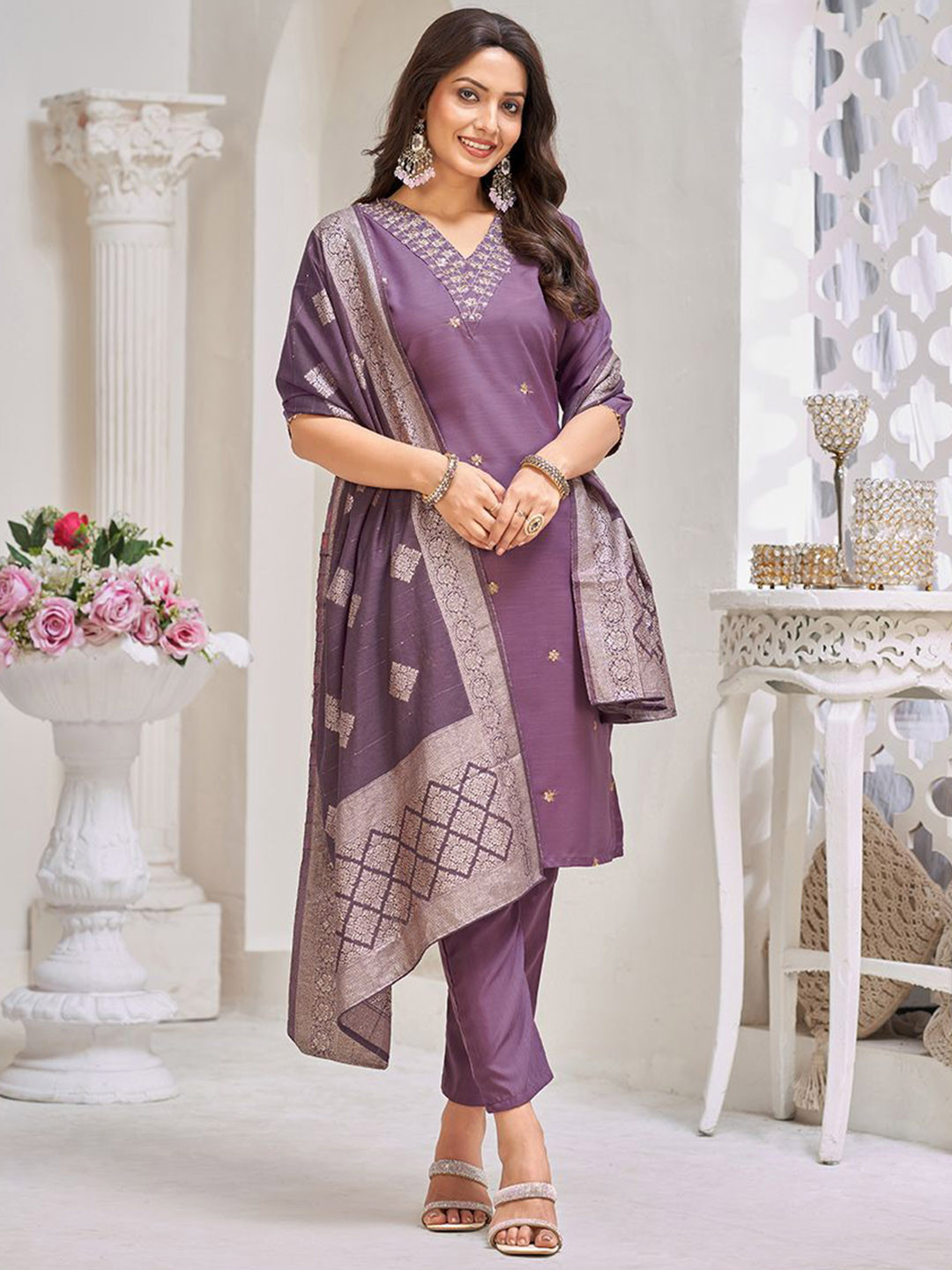 MAA BHAKTI ENTERPRISE Ethnic Motifs Embroidered V-Neck Kurta With Trousers & Dupatta