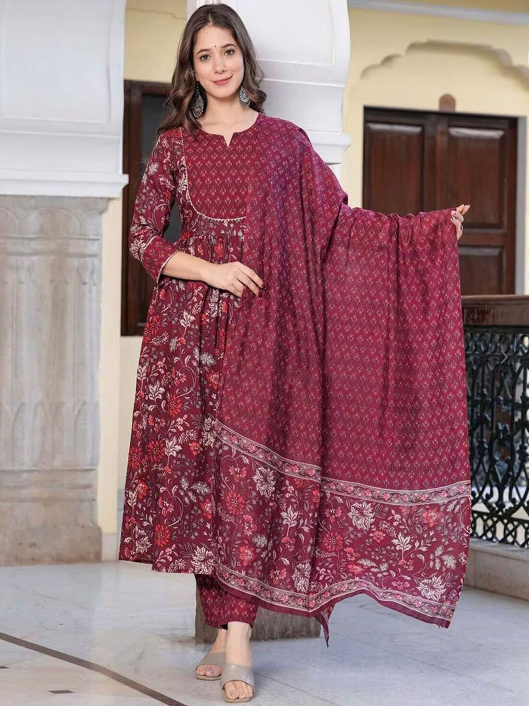 JODAA Women Ethnic Motifs Printed Regular Gotta Patti Kurta With Trousers & Dupatta