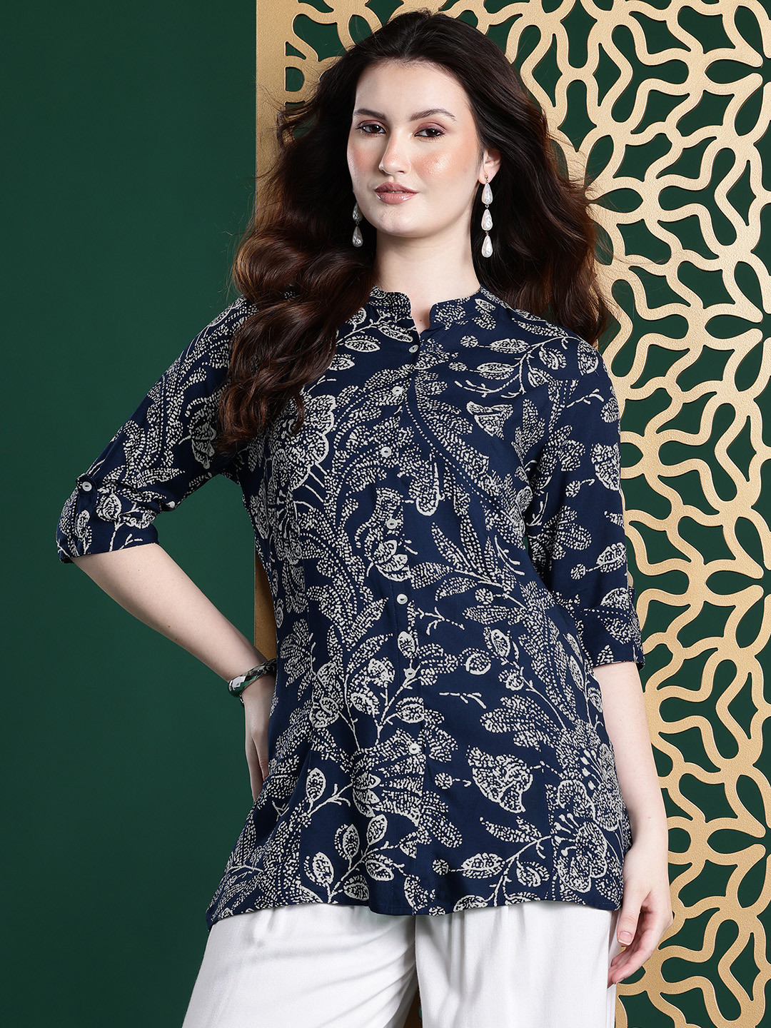 Cayman Floral Printed Pure Cotton Roll-Up Sleeves A-Line Kurti with Mock Buttons