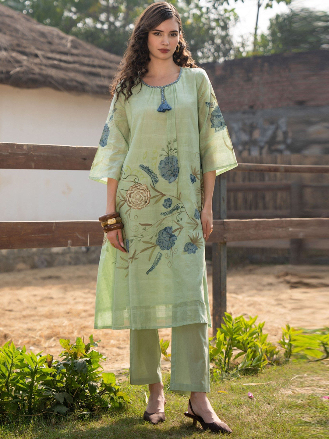 AUTUMN LANE Tiara Women Floral Printed Regular Fern Cotton Kurta with Trousers