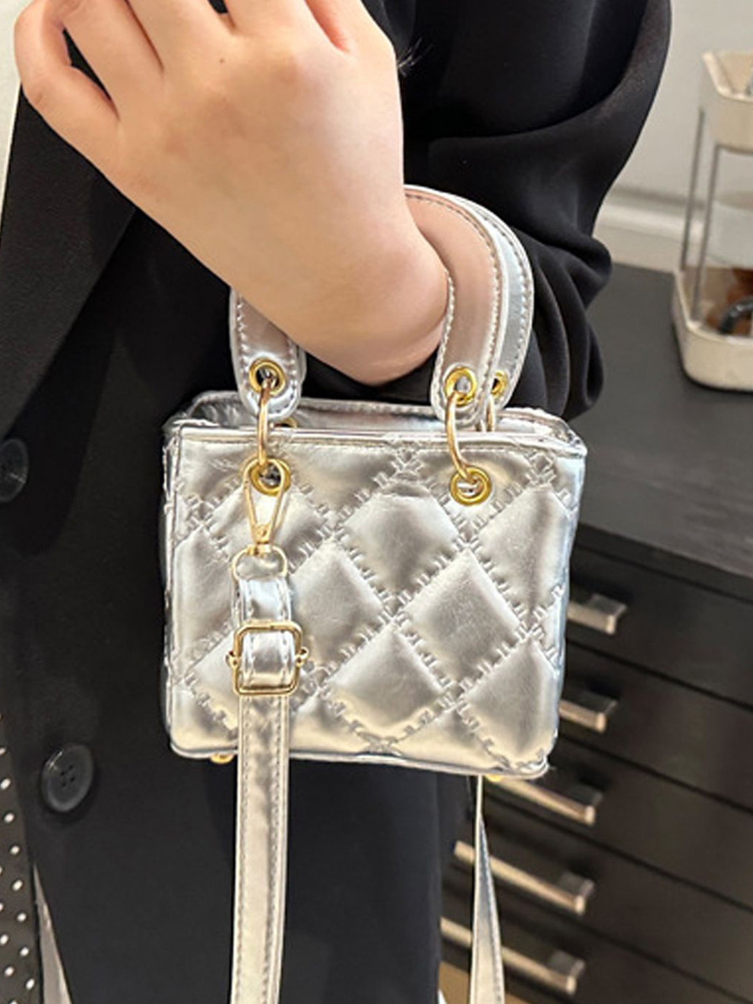 StyleCast Women Miniature Handheld Bag with Quilted