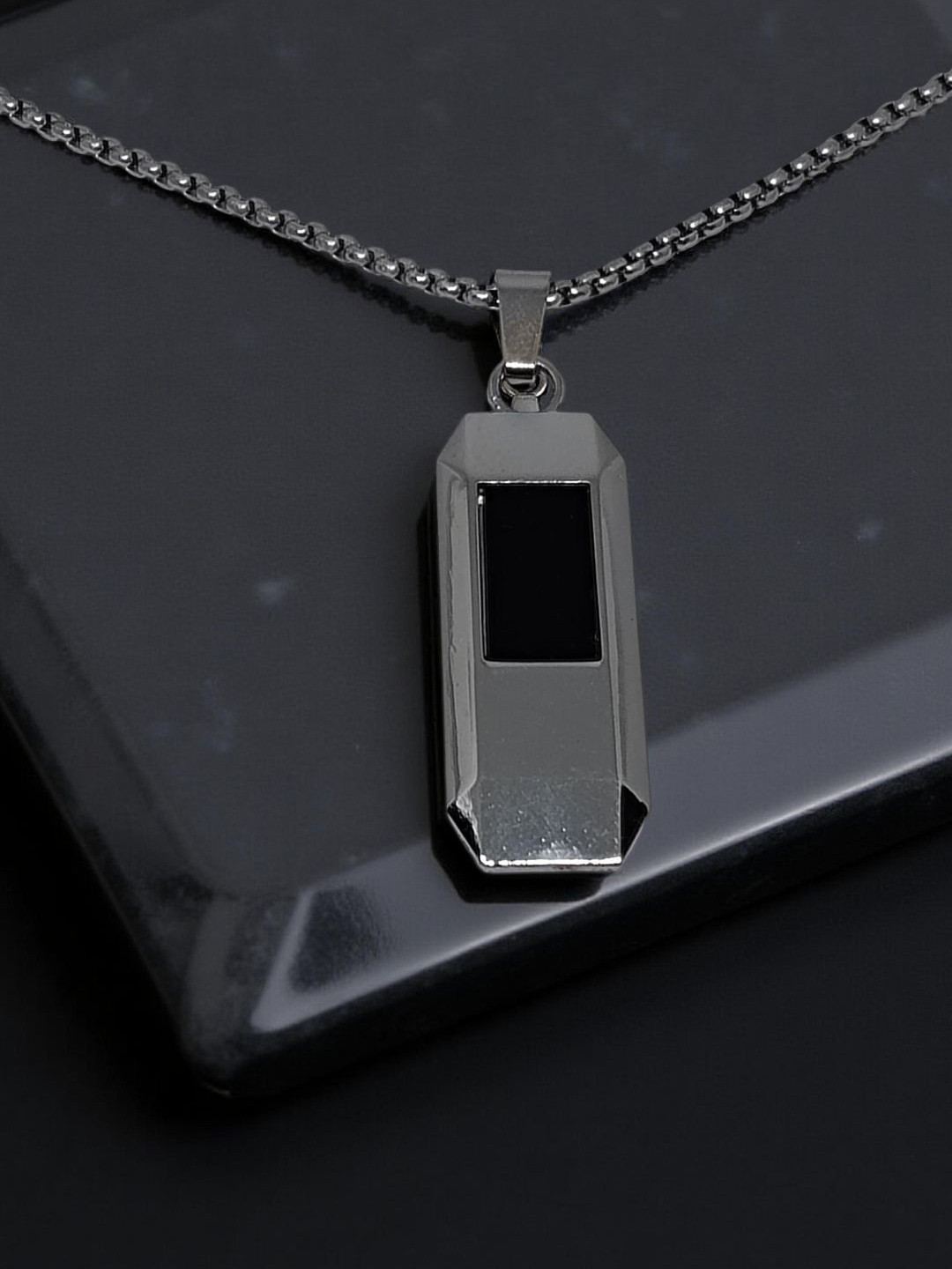 VYRA Silver-Plated Rectangular Shaped Pendant With Chain