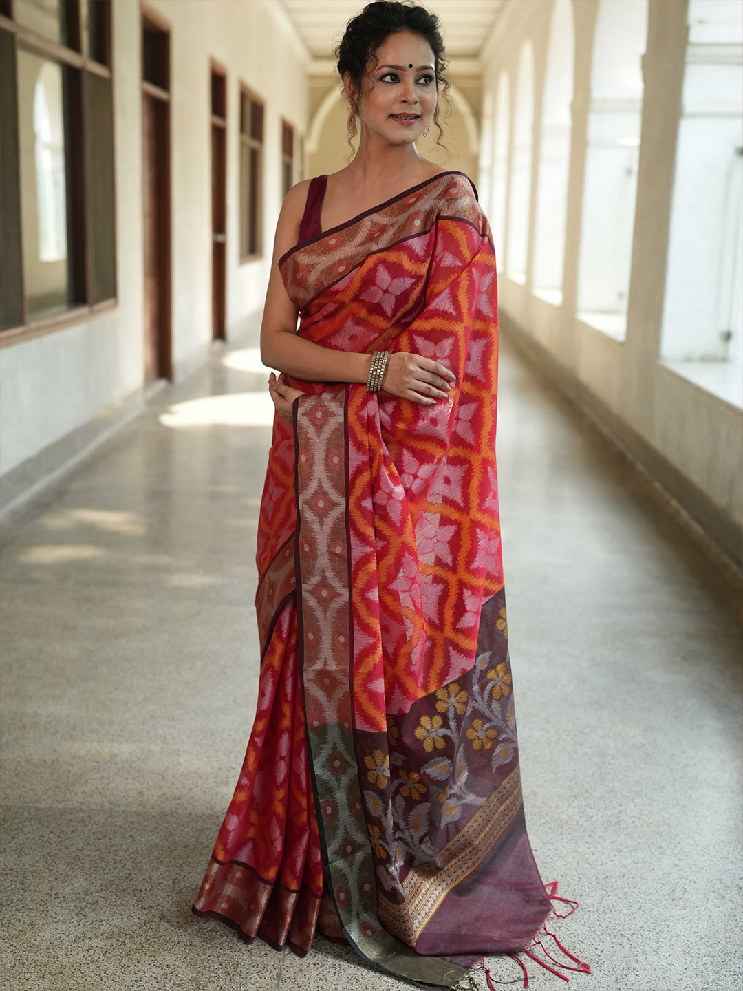 Banarasee Abstract Printed Saree