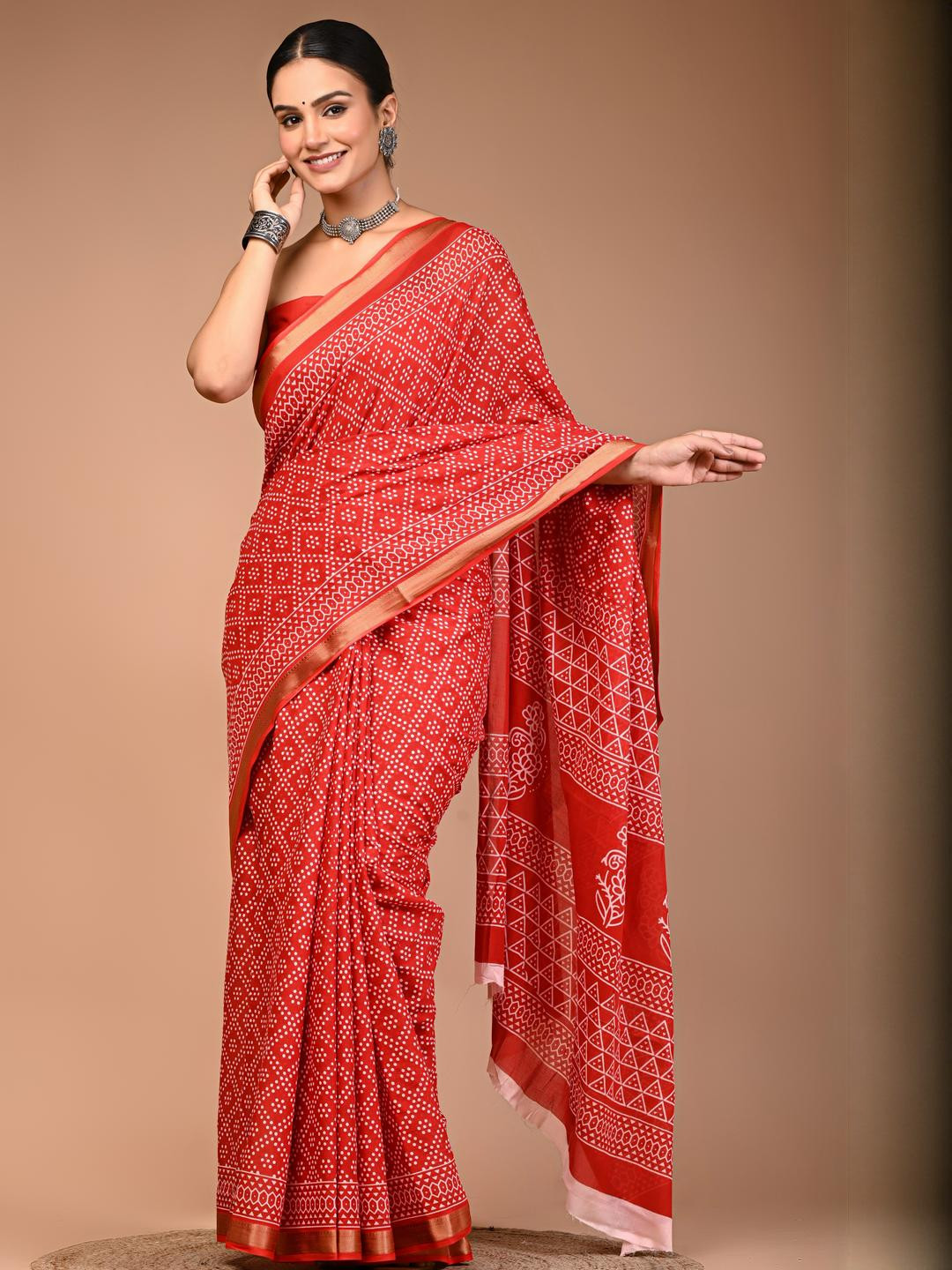 Lovwear Red Pure Cotton  Sarees