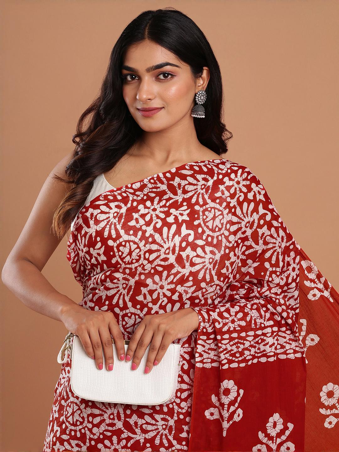Lovwear Red Pure Cotton  Sarees