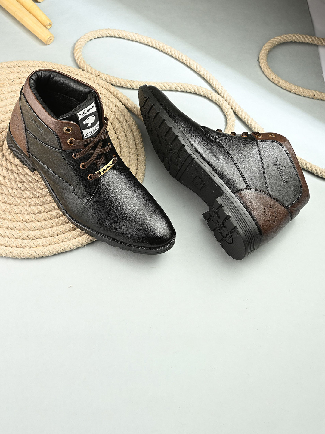 Vellinto Frontier Men Textured Mid-Ankle Block Heeled Biker Boots