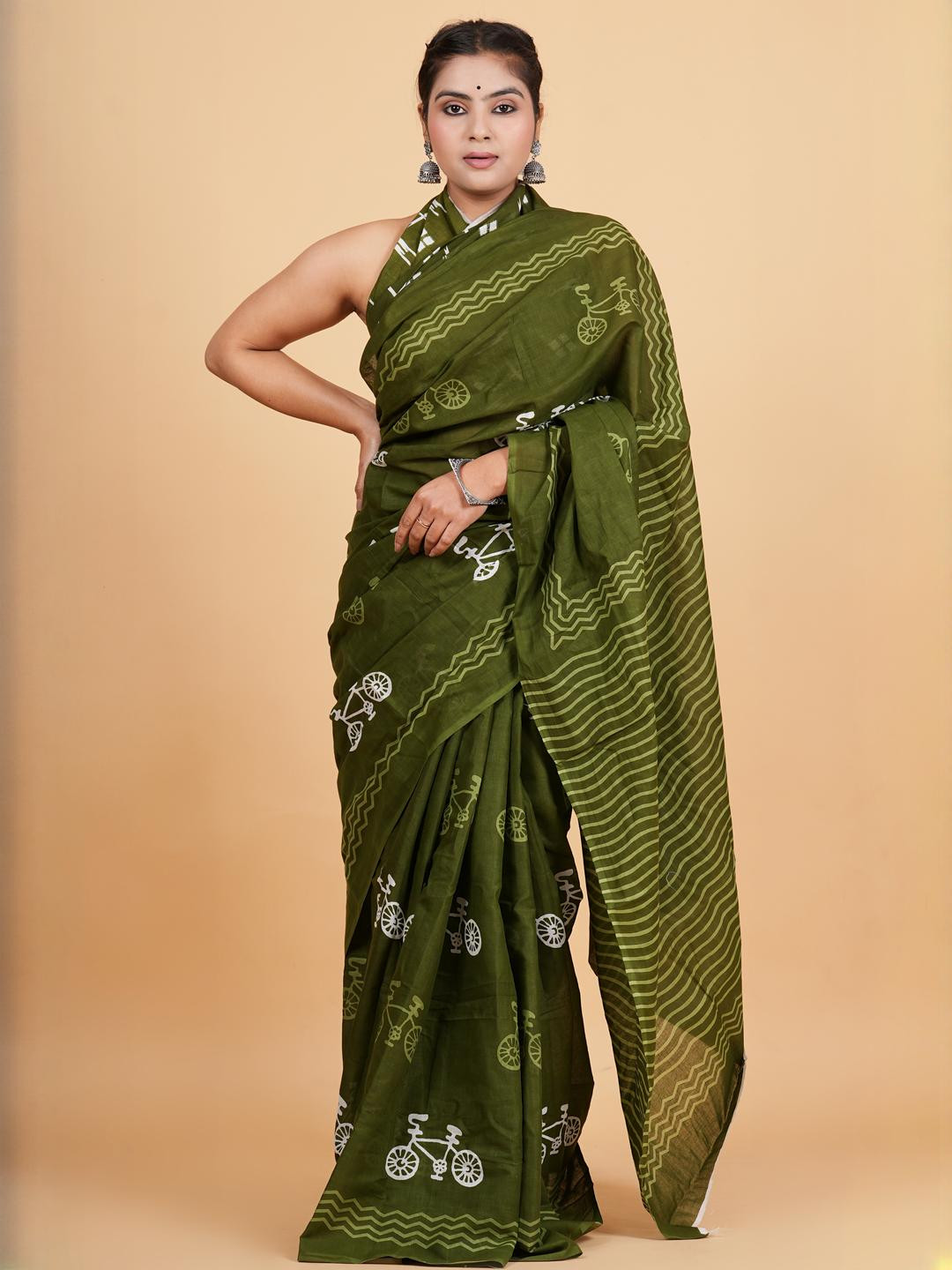 Lovwear Green Pure Cotton  Sarees