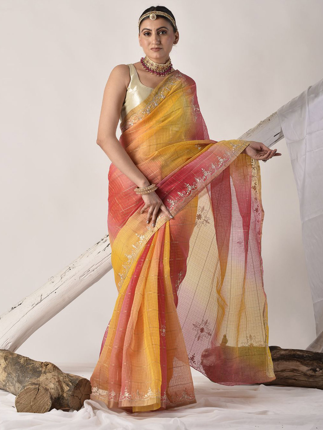 sutra attire Checked Embellished Pittan Work Kota Silk Saree