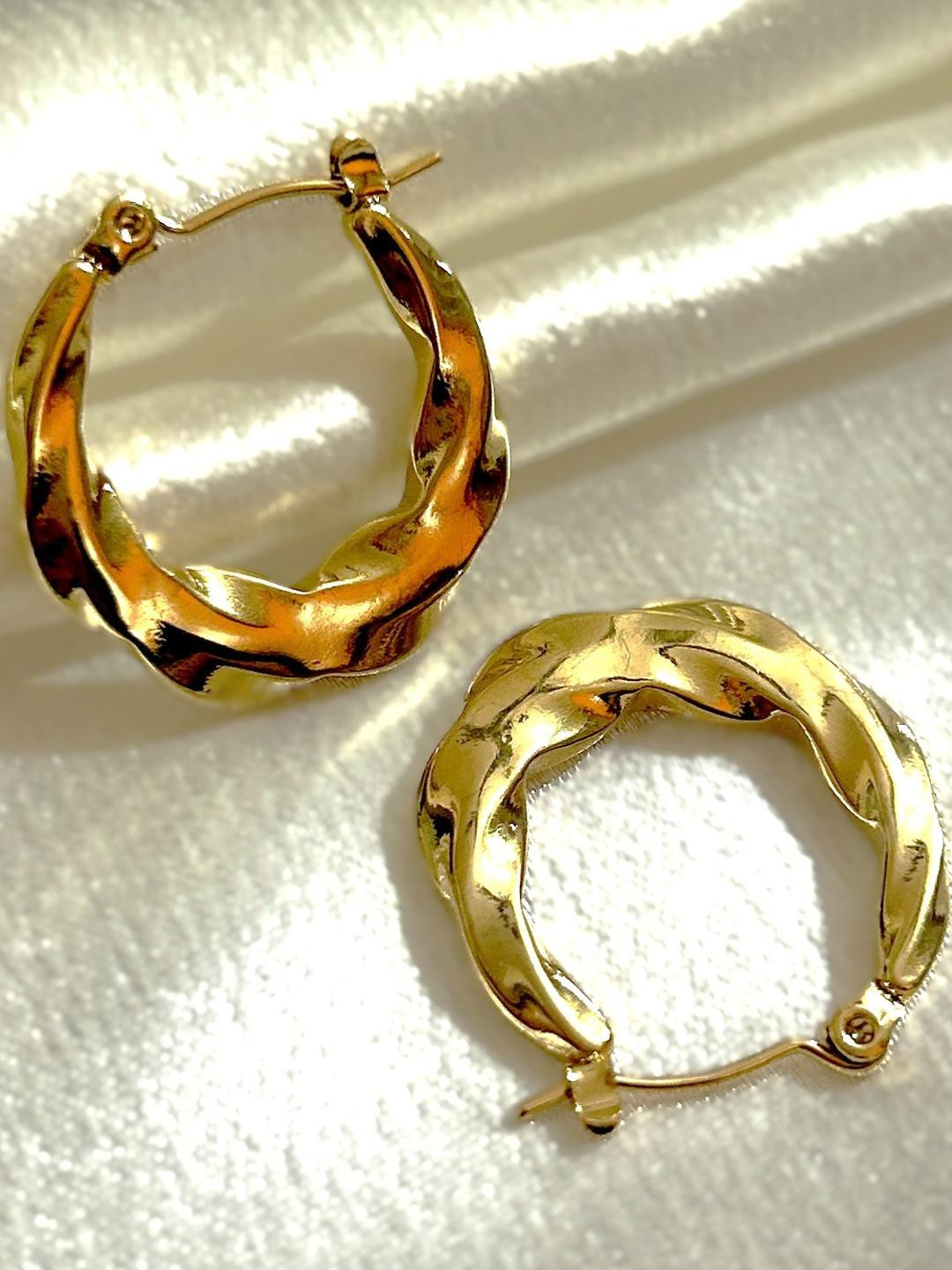 ANAMIKA Women Gold-Plated Twist Anti Tanish Stainless Steel Hoops Earrings