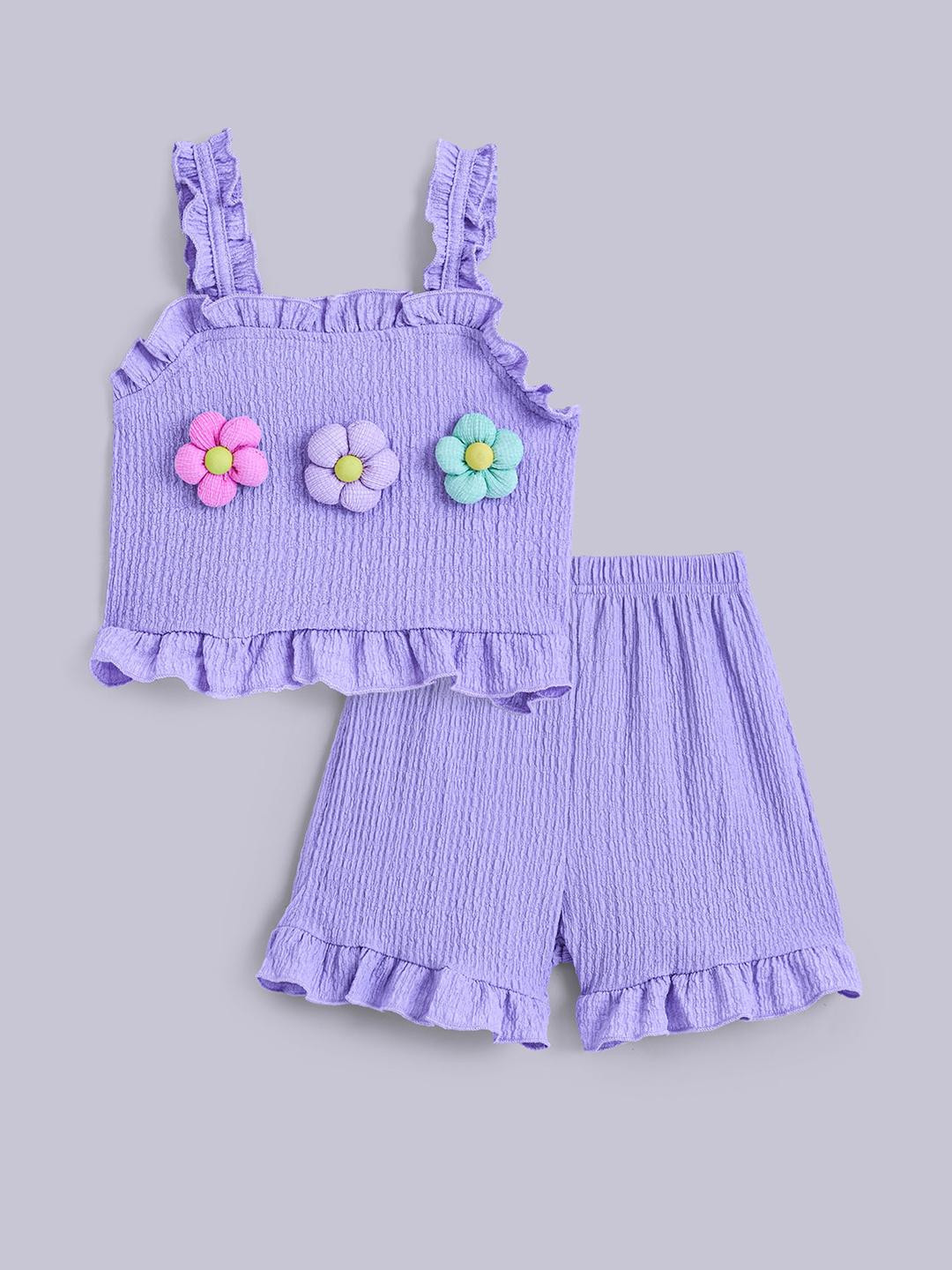 2-Pc Floral Applique Blouse & Shorts