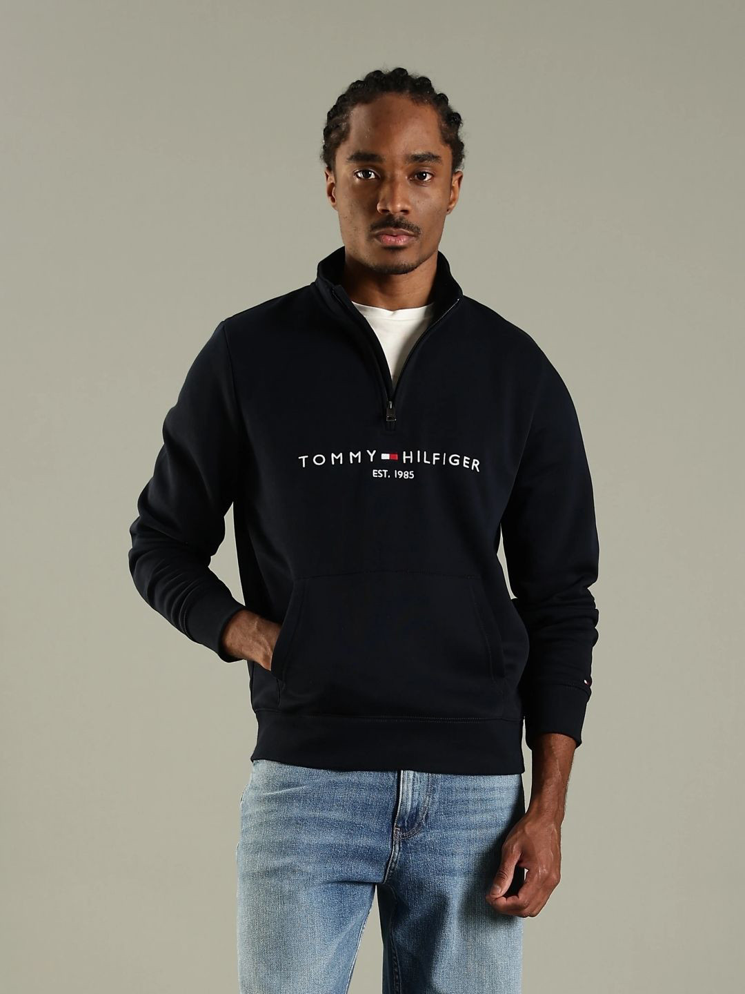 Tommy Hilfiger Men U.S Embroidered Logo Regular Fit Cotton Sweatshirt