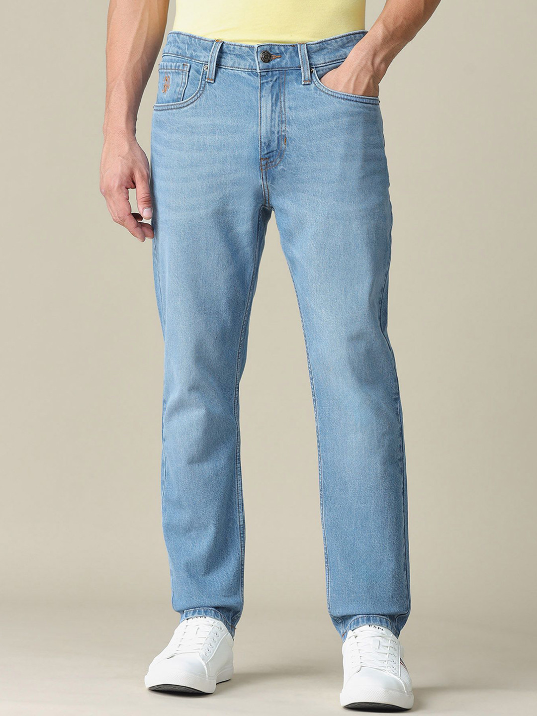 U.S. Polo Assn. Denim Co. Men Regular Fit Mid-Rise Light Fade Stretchable Jeans