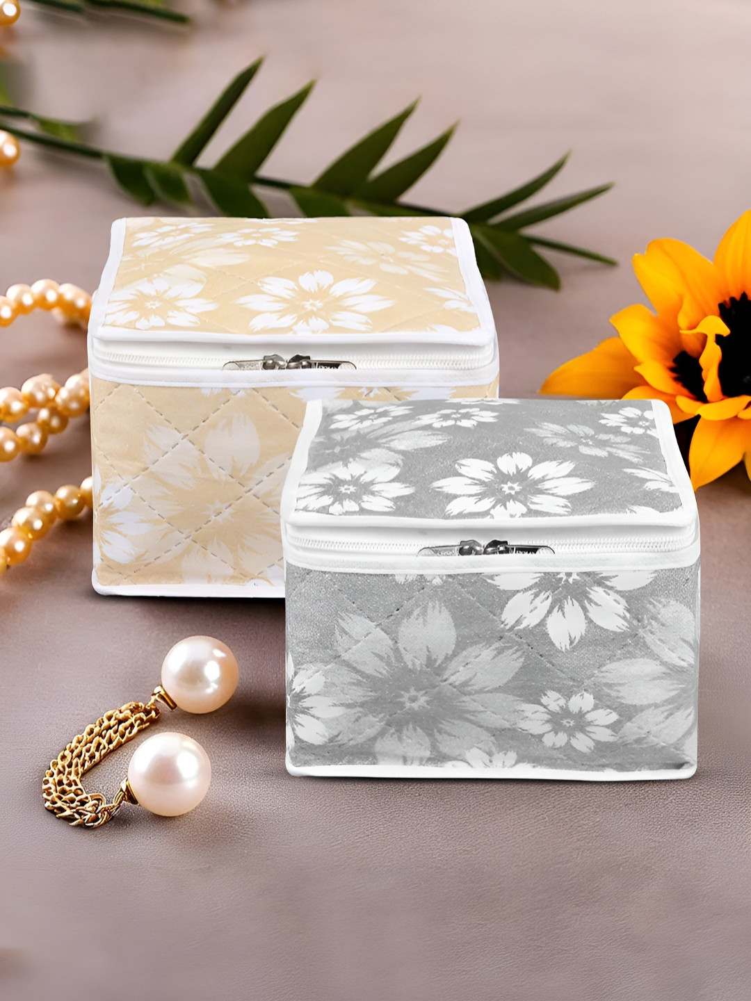 Aura Gold-Toned & Grey 2 Pieces Printed Square Makeup Storage Bag Organisers