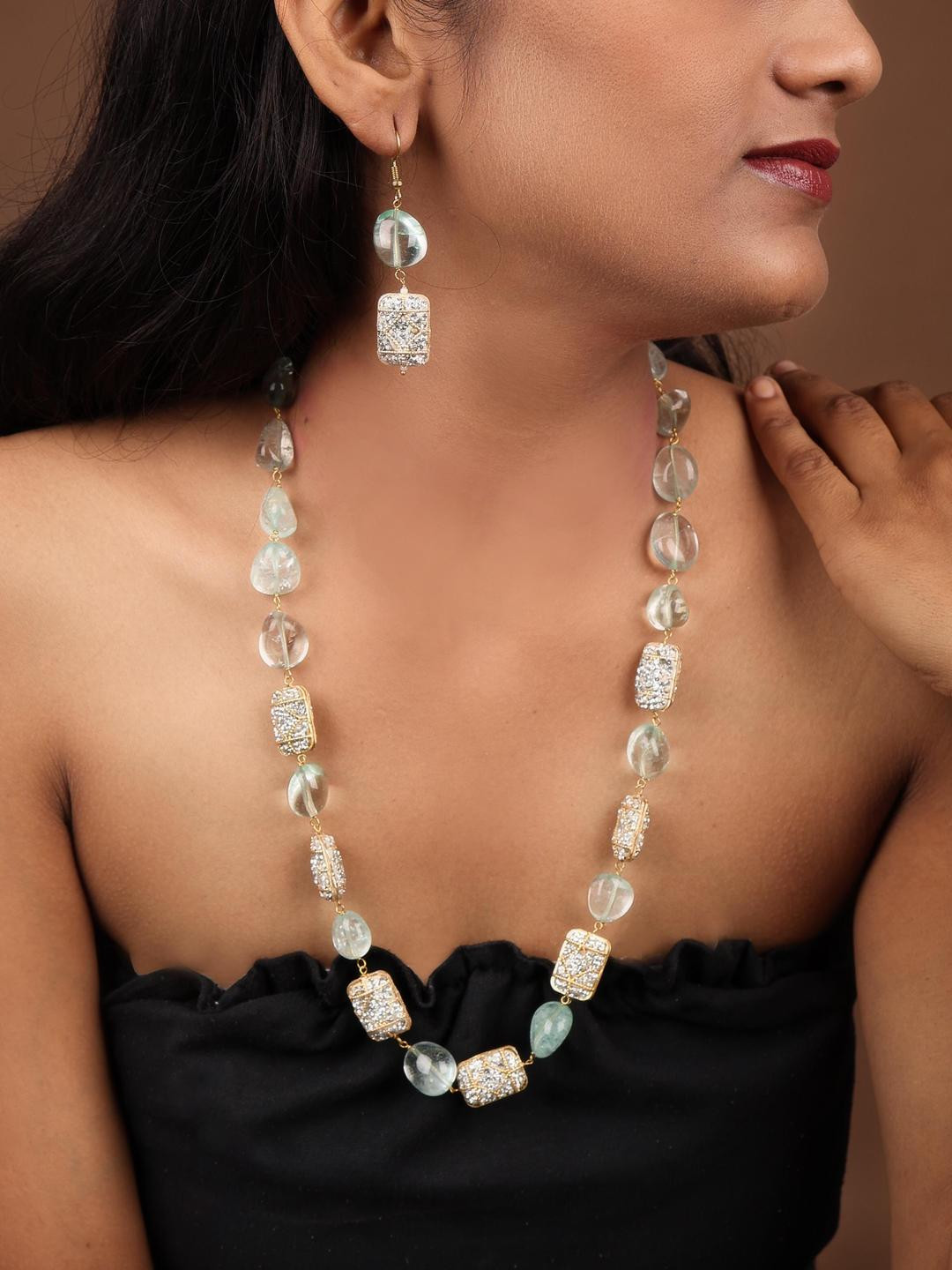 GEO JEWELS Women White Brass Gold-Plated Artificial Stones and Beads Ethnic Jewellery Set