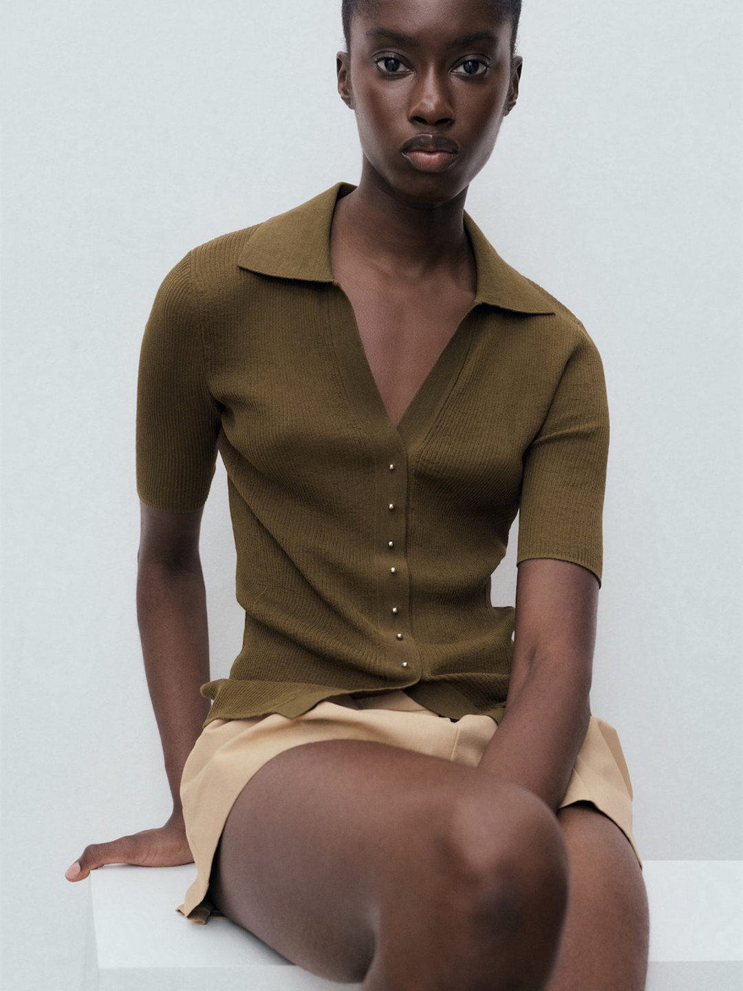 MANGO Ribbed Spread Collar Slim Fit Button-Down Shirt Style Top