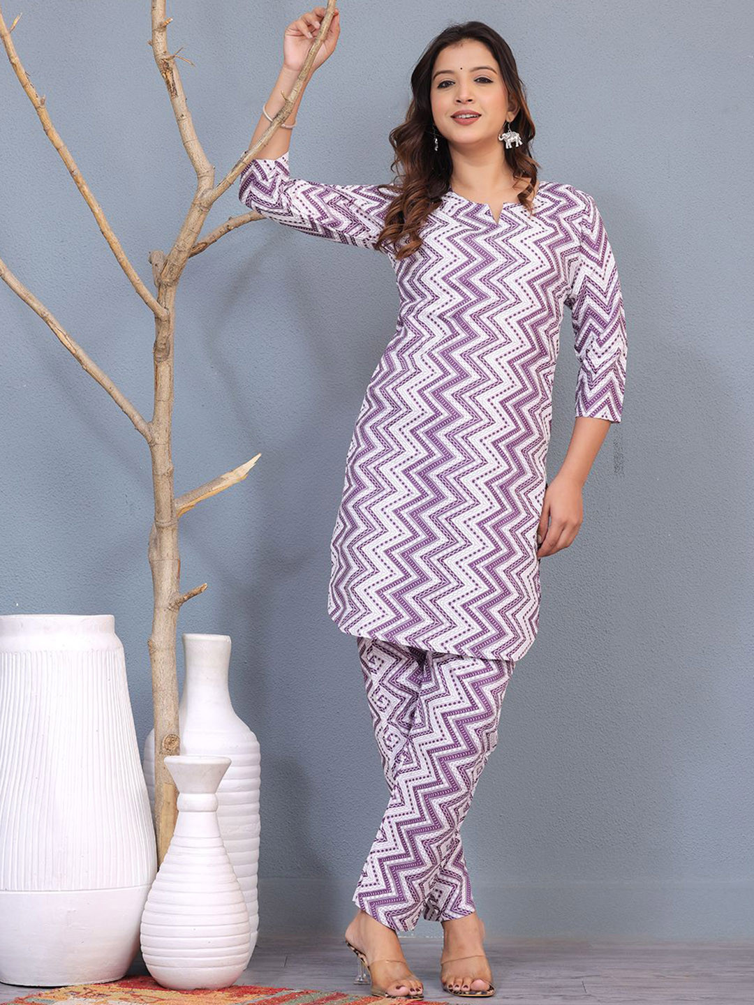 JAHIDA COMFORT WITH STYLE Chevron Printed Notch Neck Cotton Tunic With Trousers