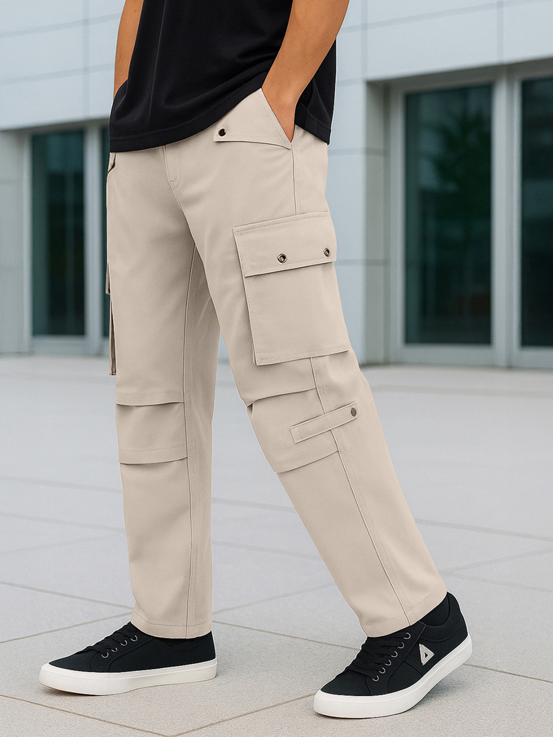 Bewakoof Men Straight Fit Light Beige Straight Fit Cargo Pants