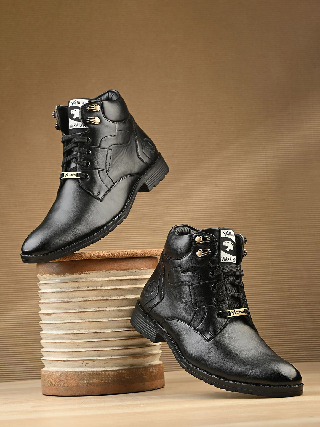 Vellinto LUCAS Men Textured Mid-Ankle Biker Boots