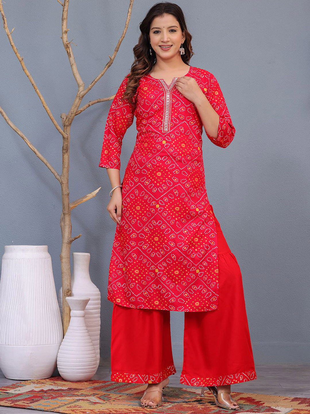 JAHIDA COMFORT WITH STYLE Women Ethnic Motifs Printed Kurta with Palazzo