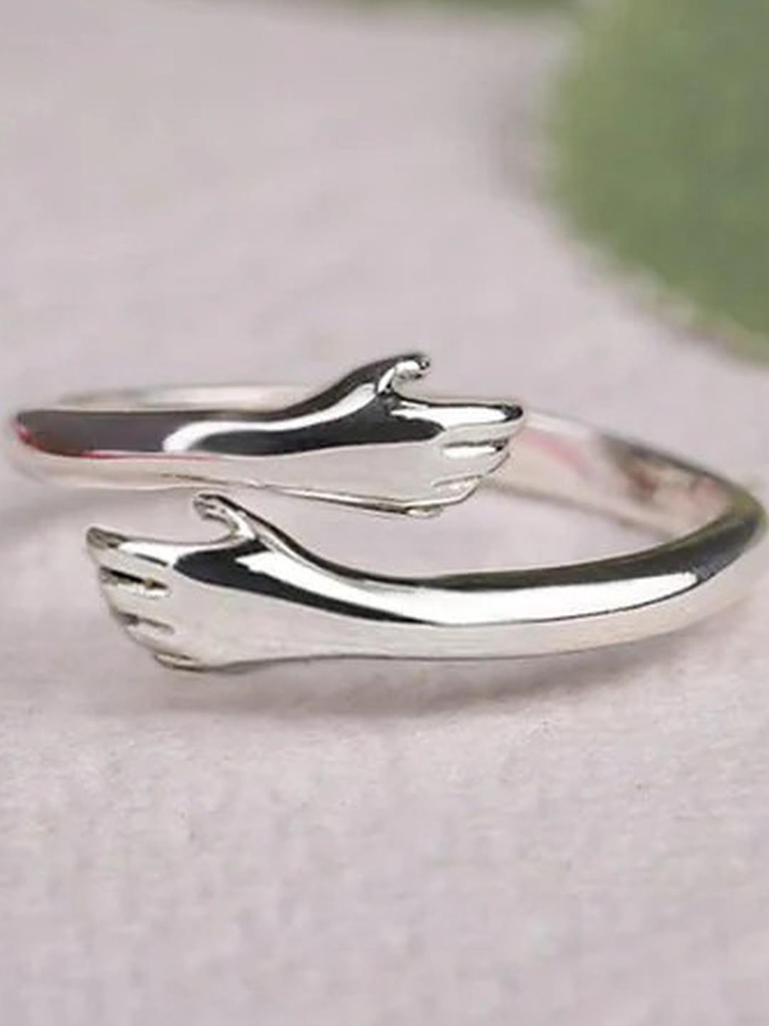 DressBerry Silver Adjustable Cuddle Hug Finger Ring