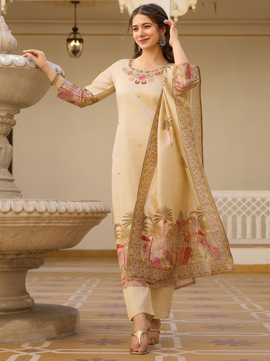 High Five Tex Floral Embroidered Beads and Stones Kurta With Trousers & Dupatta