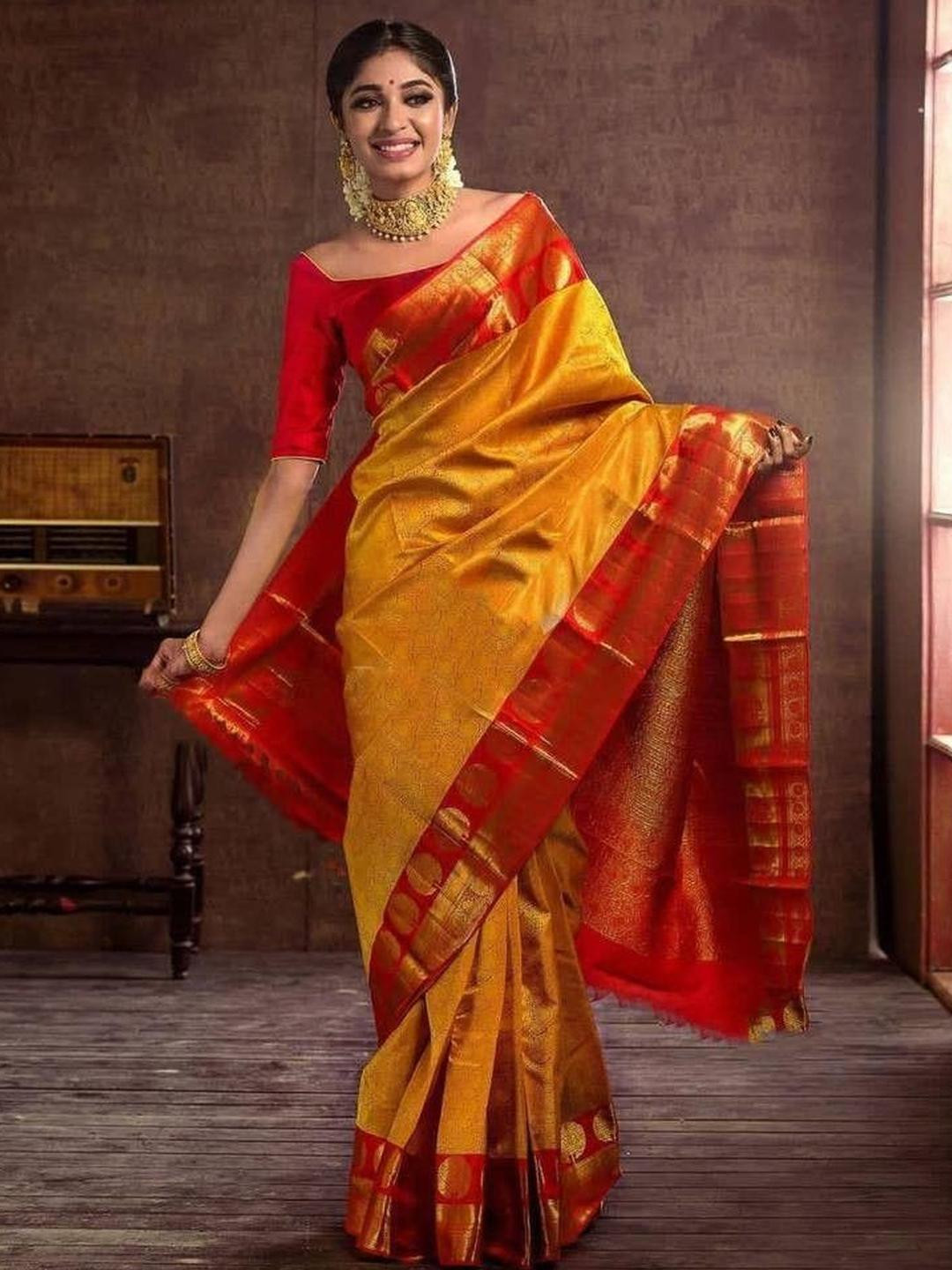 VILLE FASHION Woven Design Zari Banarasi Saree