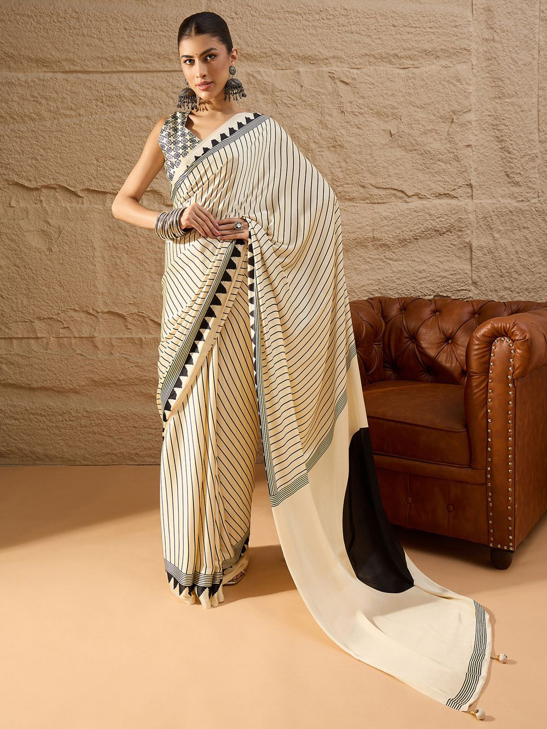 Mitera Striped Daily Wear Saree with Matching Blouse
