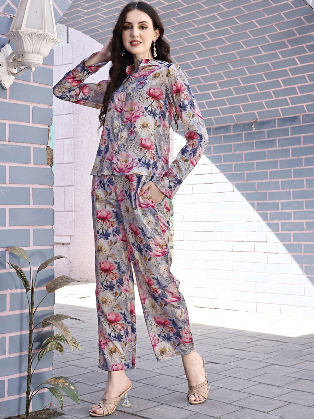 VenderVilla Abstract Printed Chinnon Shirt With Trouser Co-Ords