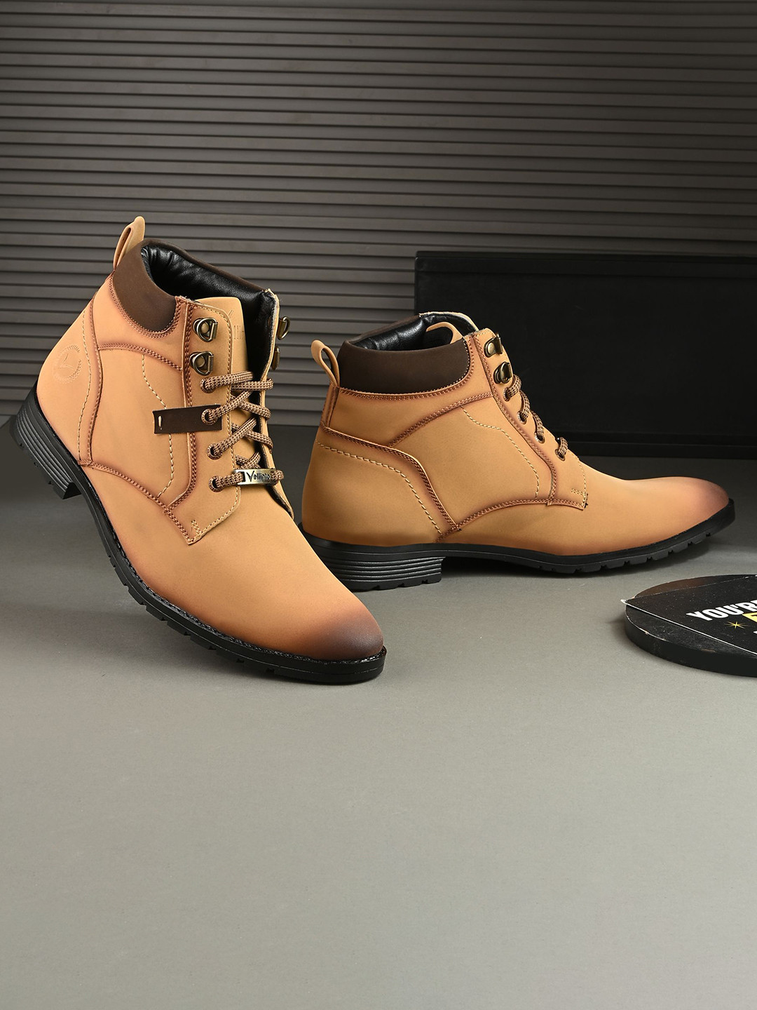 Vellinto ROADBURNER Men Lace-Up Block Heeled Biker Boots