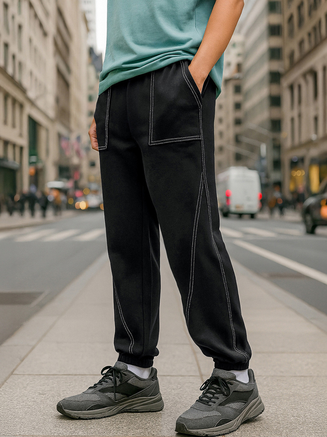 Bewakoof Men Oversized Joggers