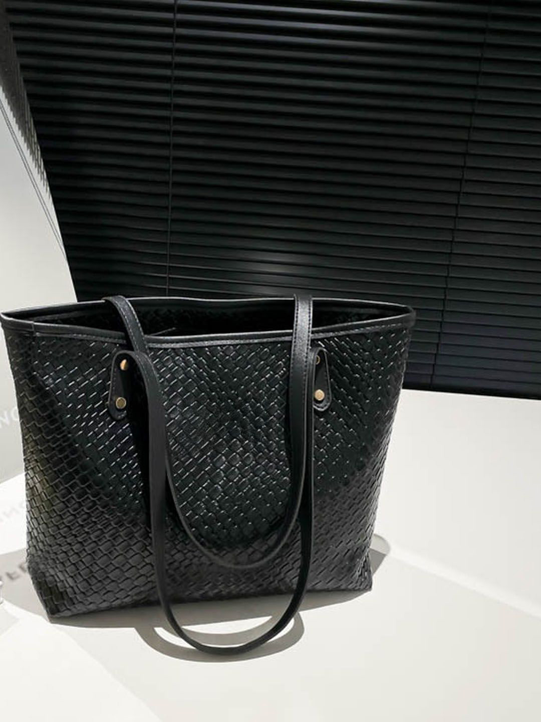 StyleCast Women Animal Textured Structured Shoulder Handbags