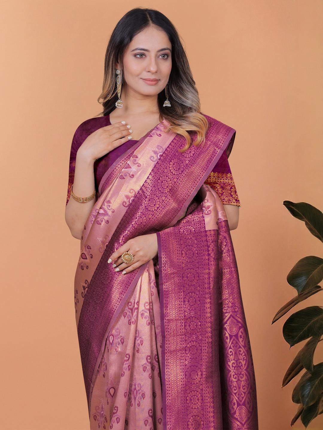 DIVASTRI Silk Blend Banarsi Woven Design Border Saree