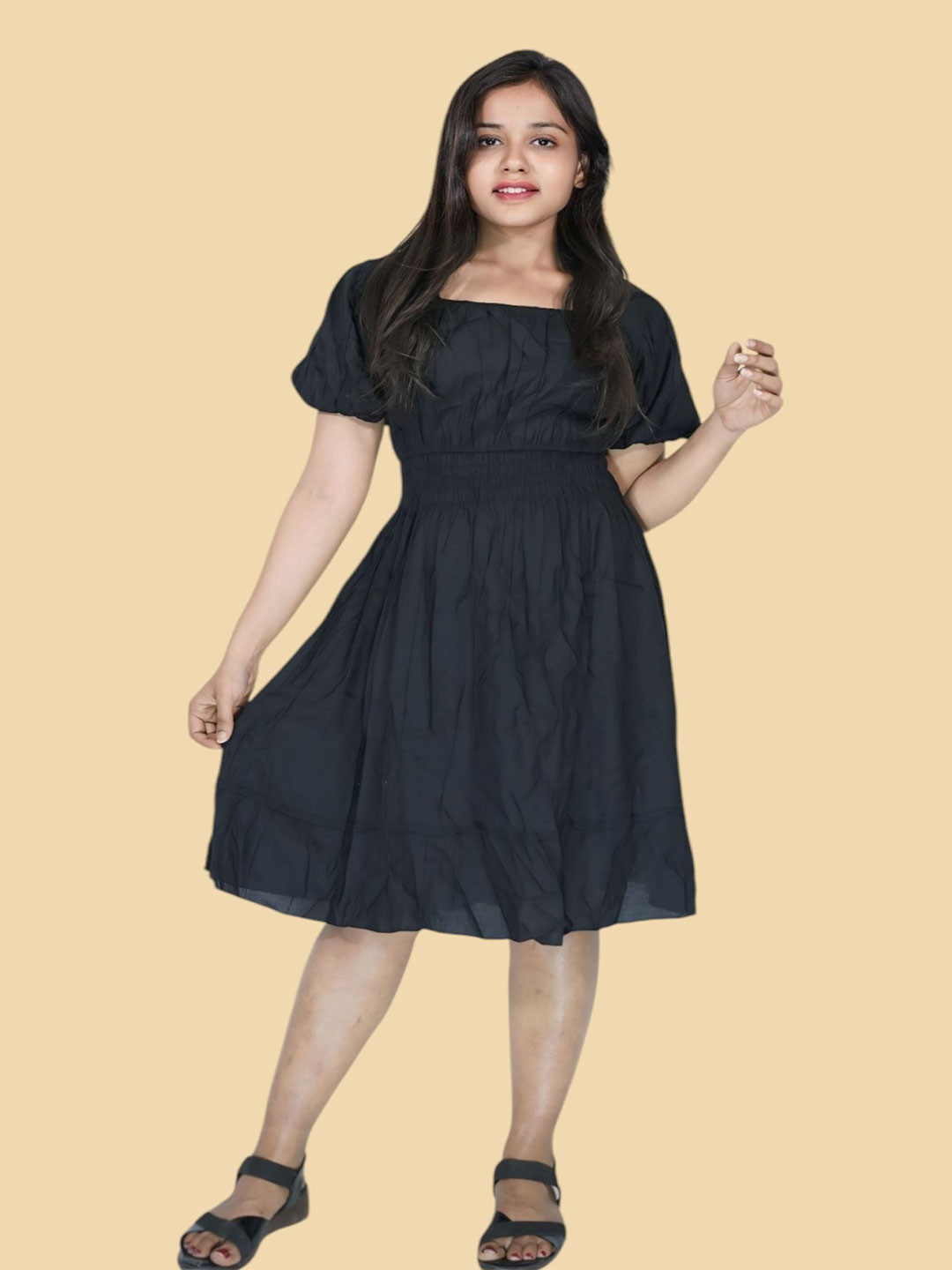 TYLAENT Women Square Neck Smoked Fit & Flare Dress