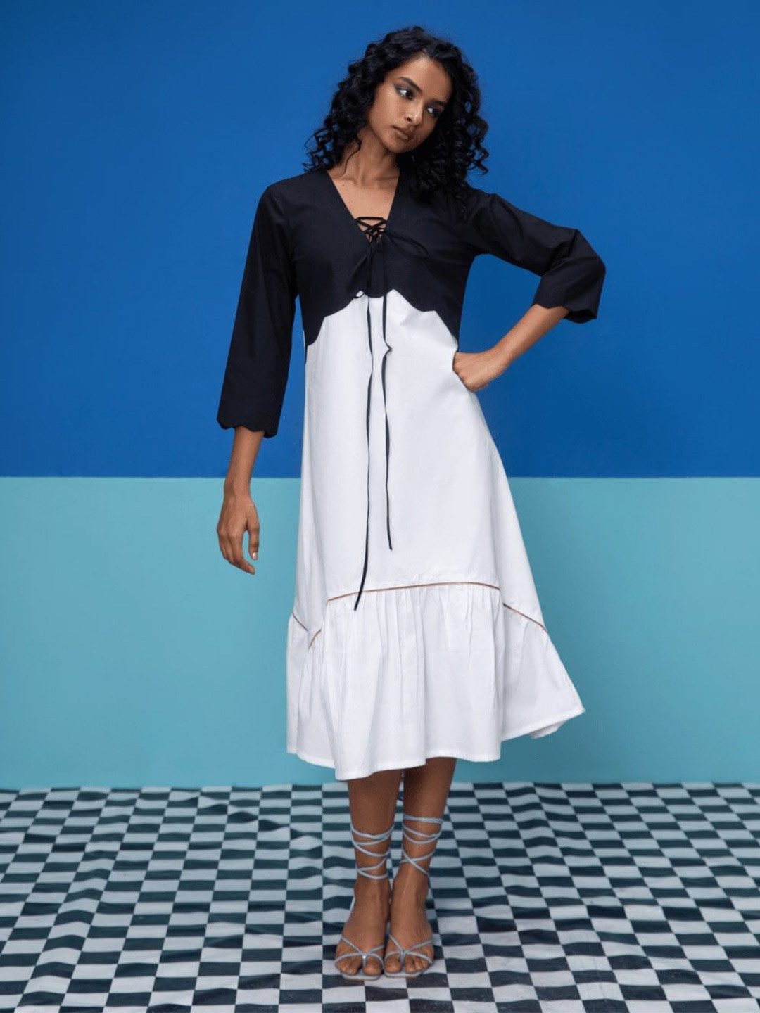 Stylefables FAWN Women Colourblocked Tie-Up Neck Monochrome A-Line Dress