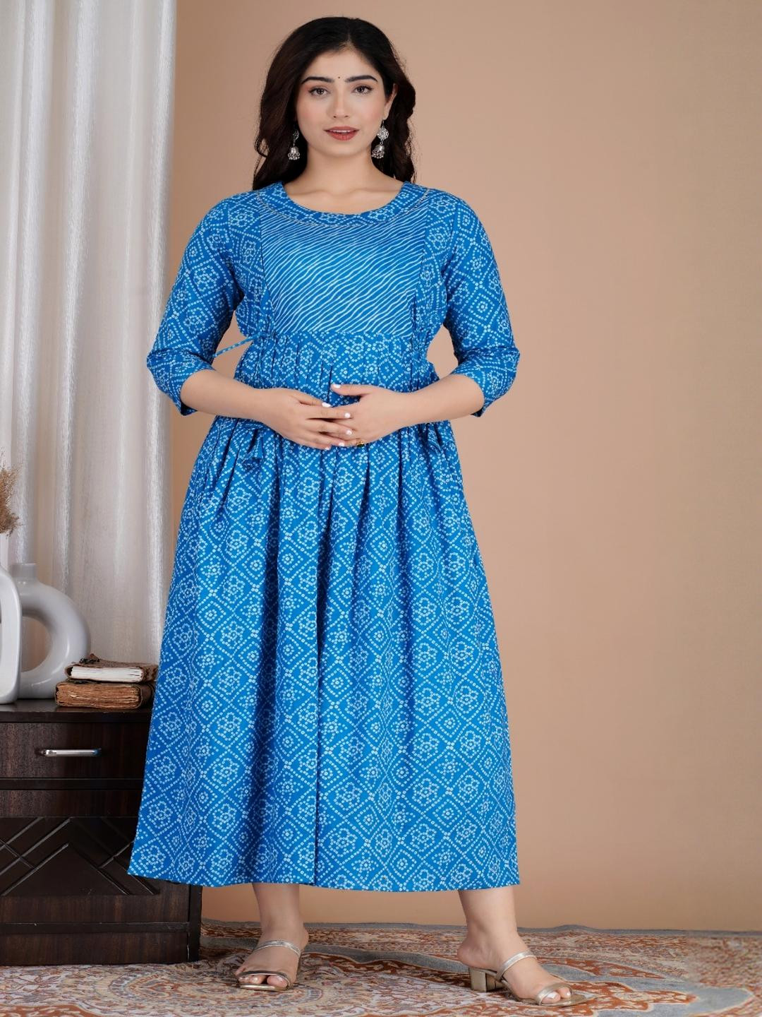 Style Heaven Women Blue Bandhani Printed Gotta Patti Round Neck Pure Cotton Feeding Kurti