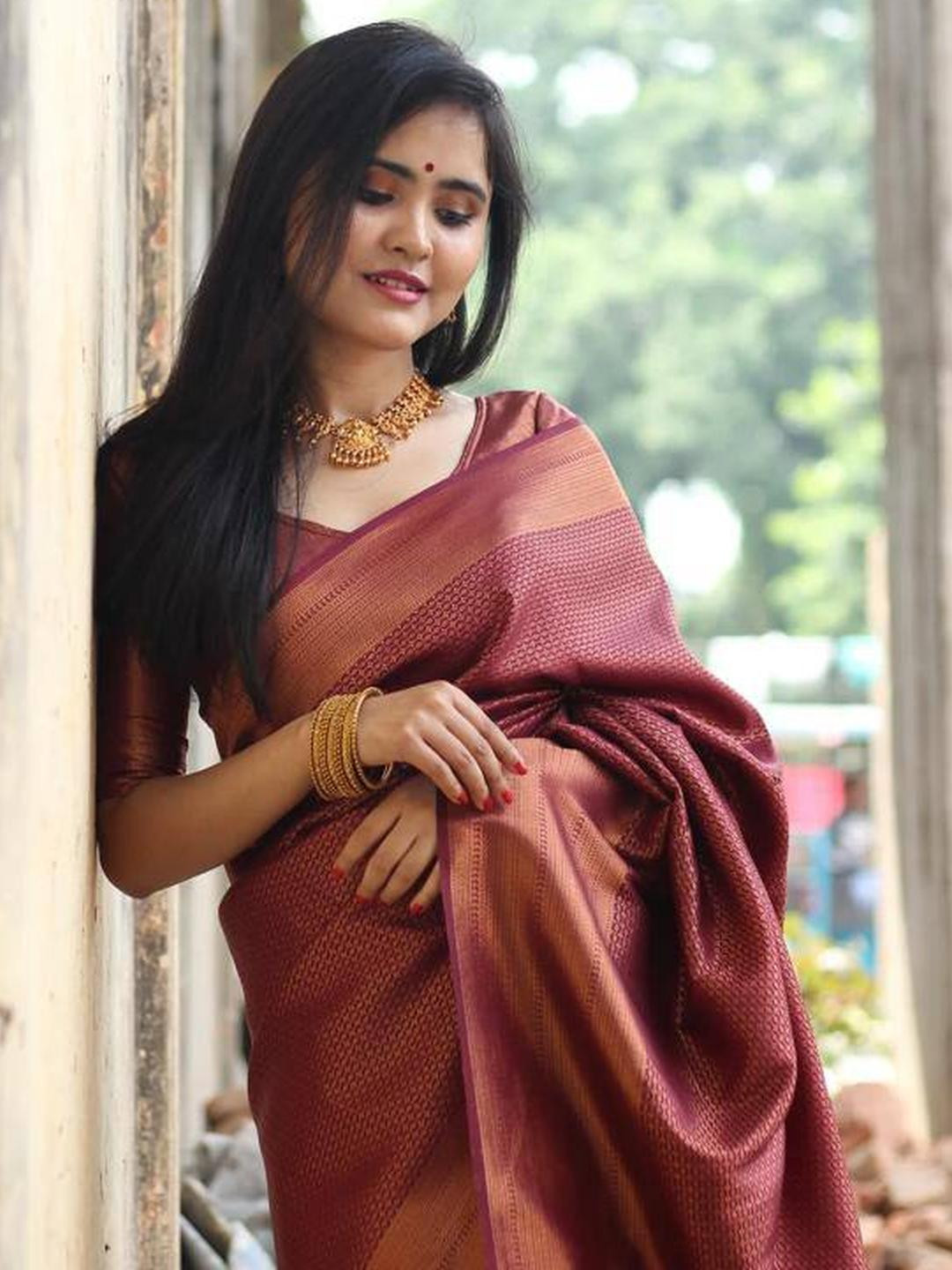 GHAN SALS Brown Silk Blend Woven Design Sarees