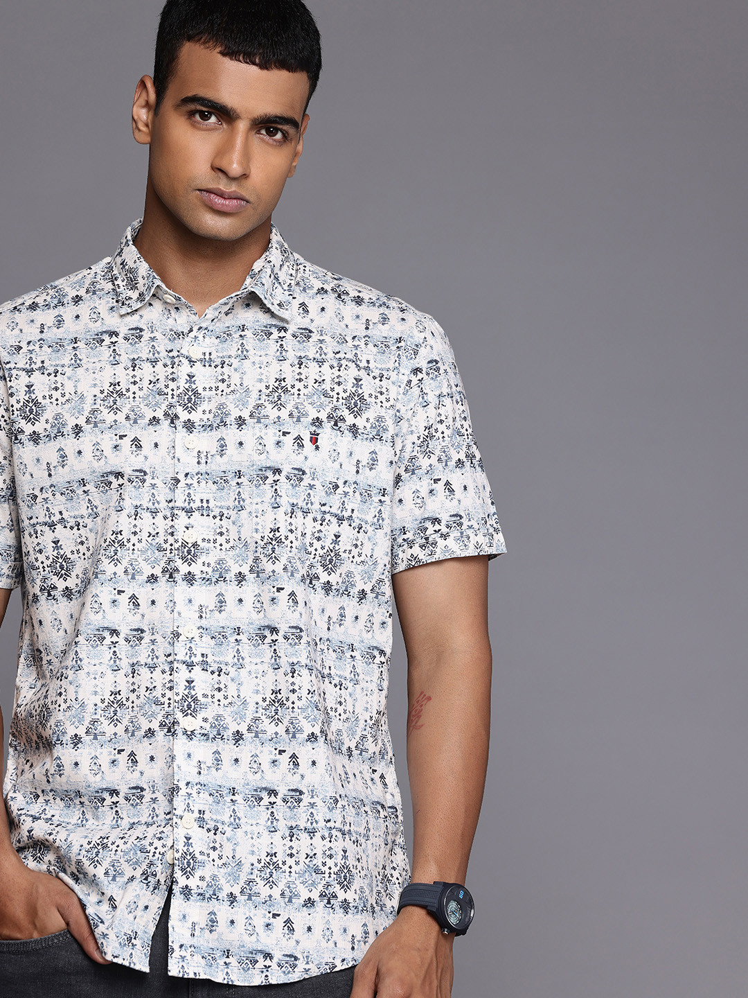 Louis Philippe Jeans Slim Fit Geometric Printed Casual Shirt