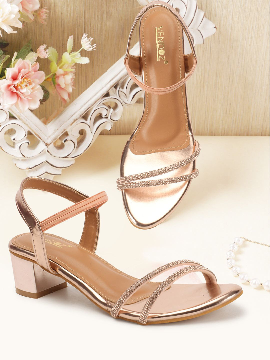 VENDOZ Women Embellished Block Sandals