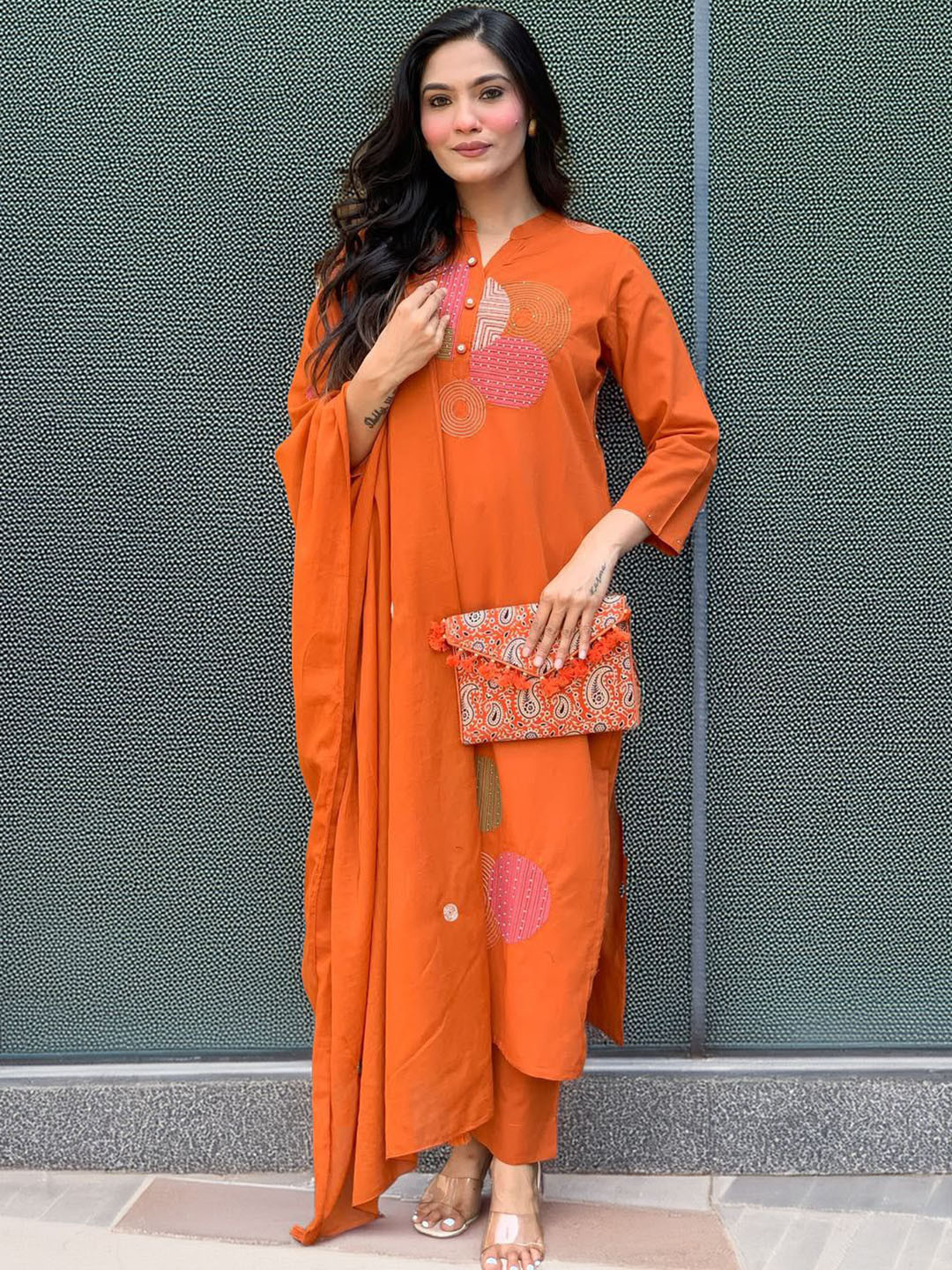 FAST FASHIONS Women Geometric Embroidered Kurta with Trousers & Dupatta