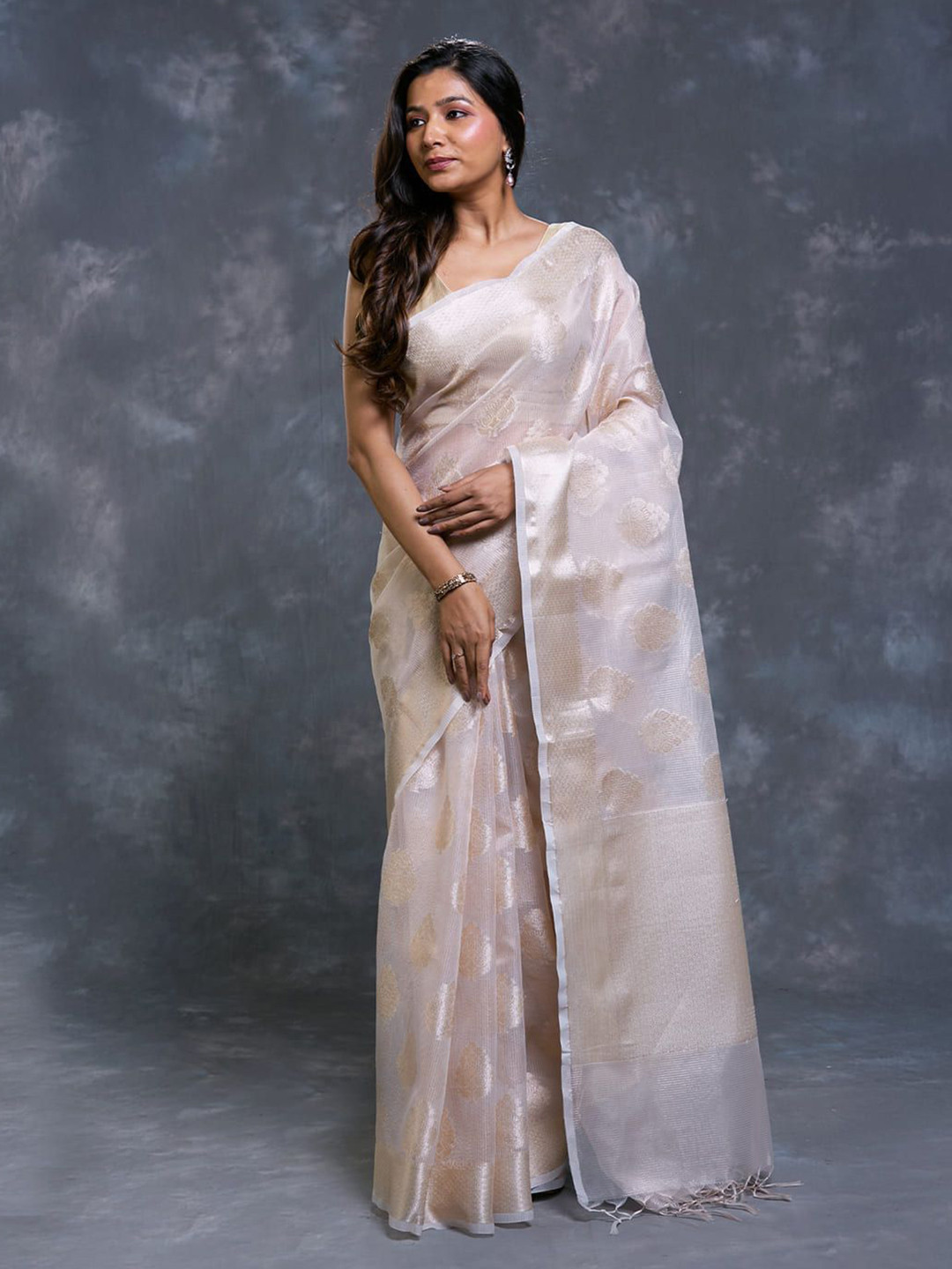 PALLU PATARI Woven Design Kota Saree