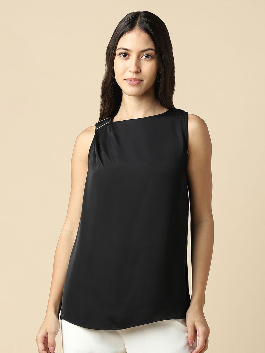 Allen Solly Woman Solid Boat Neck Sleeveless Top