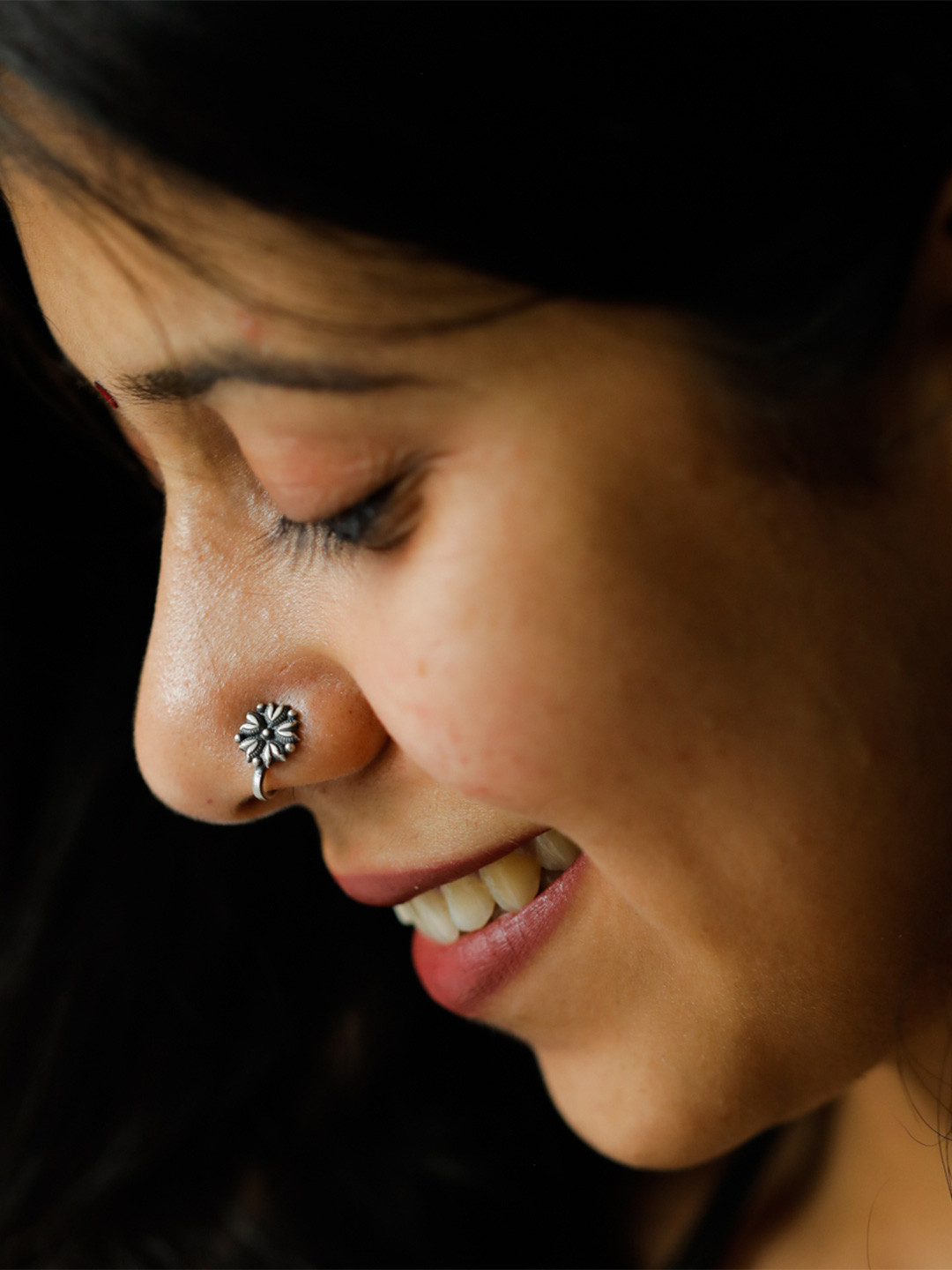 House of Aadyaa Stud Nosepin