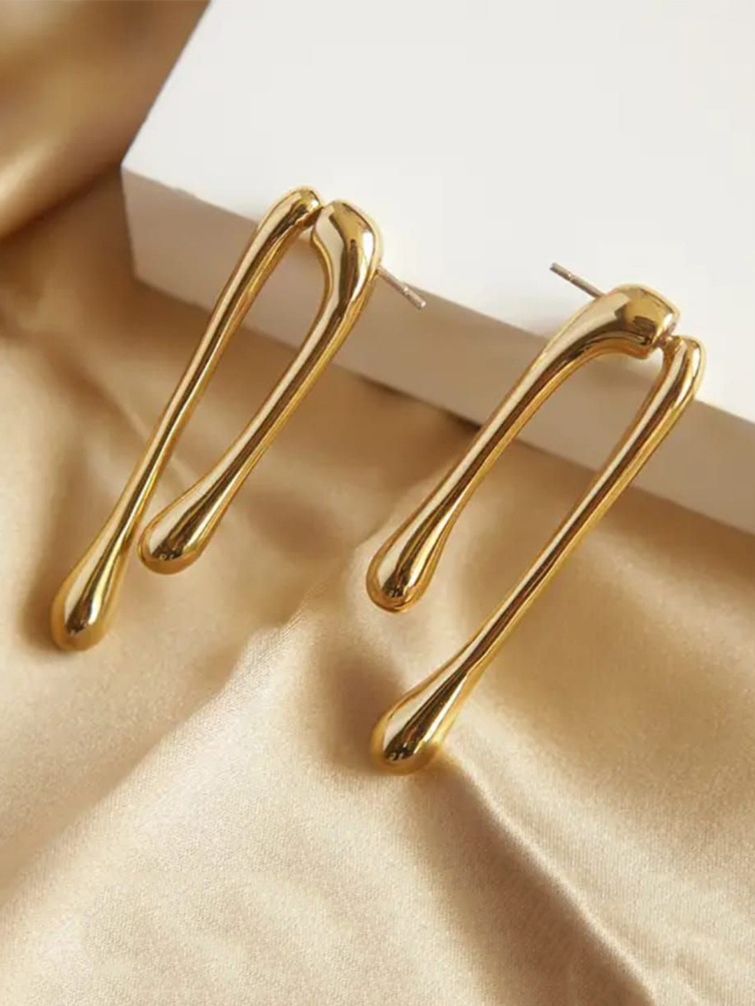 NIVIZEN Gold-Plated Teardrop Drop Earrings
