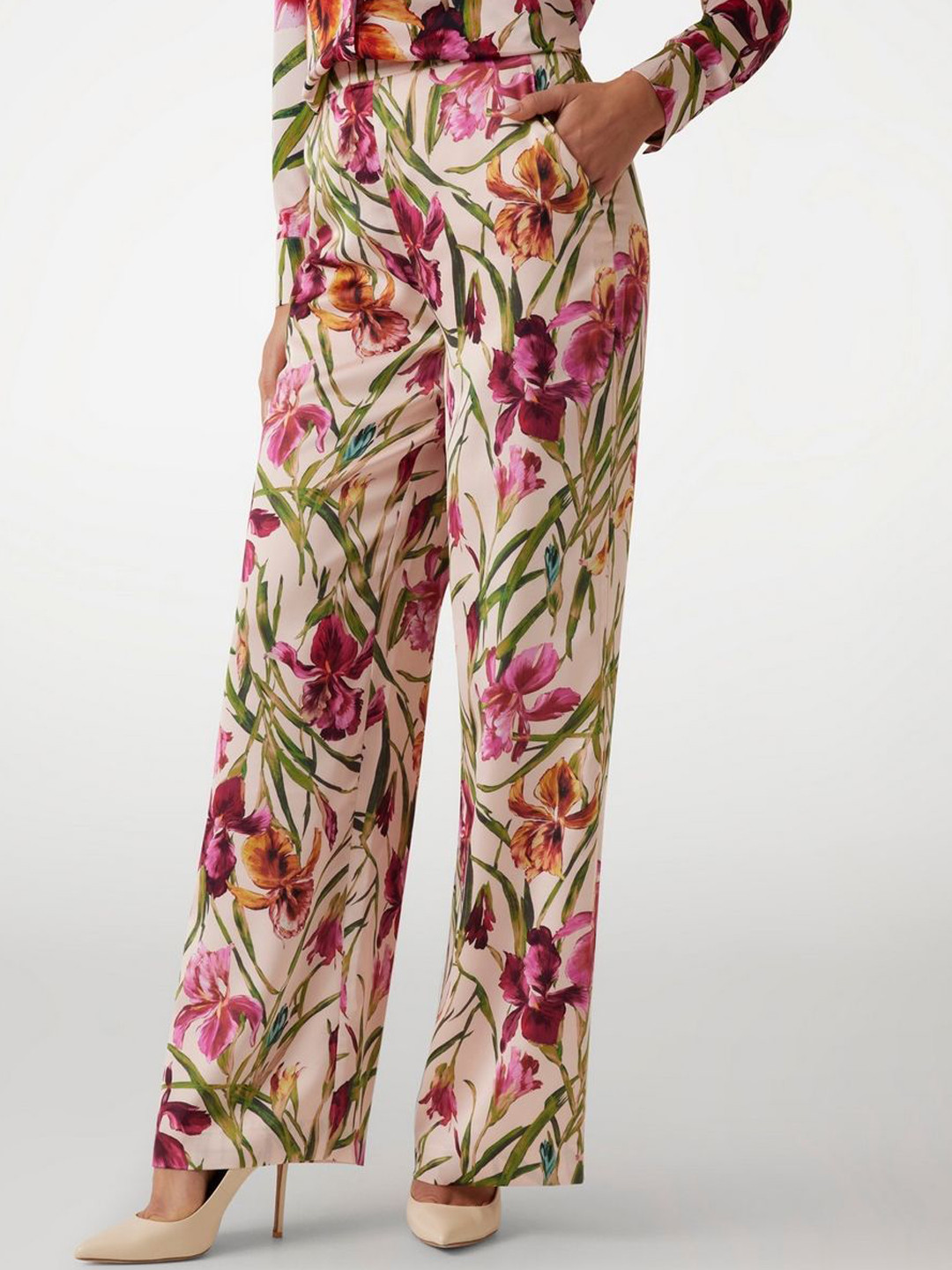 Marciano By Guess Women Floral Printed Wide Leg High-Rise Flat Front Trousers