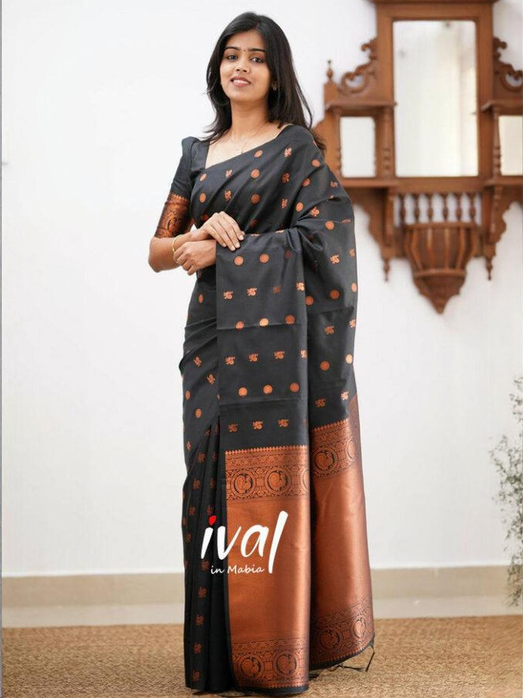 GHAN SALS Green Silk Blend Woven Design Sarees